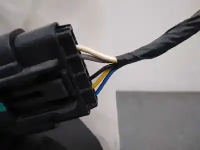 Pezzo di ricambio per auto di seconda mano serratura porta posteriore sinistra per hyundai i30 (pd) klass riferimenti oem iam 81410g3010  5 cables