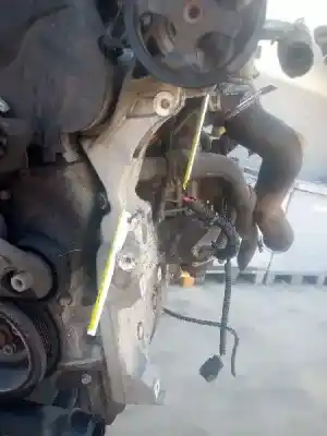 Peça sobressalente para automóvel em segunda mão suporte do alternador por dodge journey 2.0 crd referências oem iam 03g903143h  