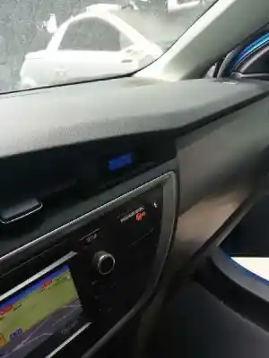 Second-hand car spare part display for toyota auris active oem iam references 