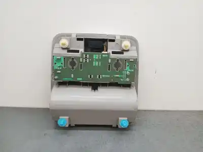 Second-hand car spare part interior light for toyota auris active oem iam references   