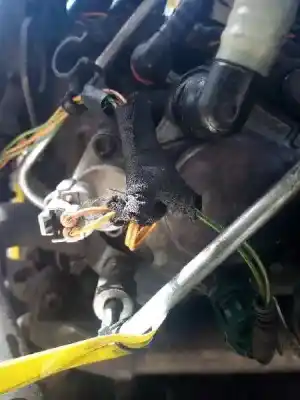 Автозапчастина б/у насос инжекційний для ford transit combi ´06 ft 260 corto посилання на oem iam 294000-0402  2940000402