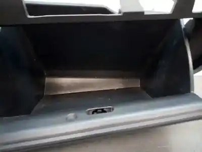 Second-hand car spare part glove compartment for mazda cx-5 (kf) 2.2 d oem iam references kd4564261  