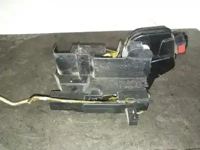 Автозапчасти б/у замок передней правой двери за hyundai matrix (fc) 1.6 gls ссылки oem iam   5 pin