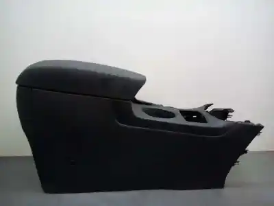 Автозапчастина б/у центральний подлокник для mazda cx-5 (kf) 2.2 d посилання на oem iam kd4564961  