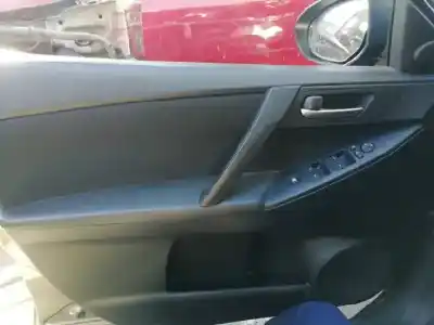 Автозапчасти б/у обивка левой передней двери за mazda 3 lim. (bl) 1.6 cd diesel cat ссылки oem iam 