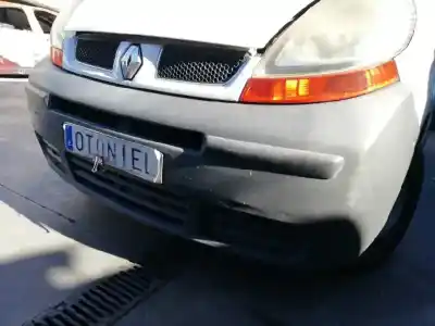 Pezzo di ricambio per auto di seconda mano PARAURTI ANTERIORE per RENAULT TRAFIC COMBI (AB 4.01)  Riferimenti OEM IAM   