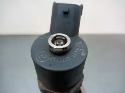 Pezzo di ricambio per auto di seconda mano iniettore per fiat stilo (192) 1.9 jtd cat riferimenti oem iam 0445110119  