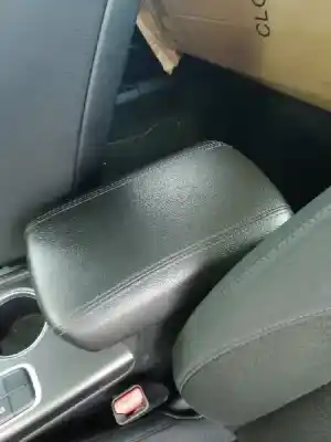 Second-hand car spare part center armrest for kia optima business oem iam references 84601d4420ff4