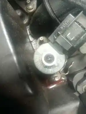 Pezzo di ricambio per auto di seconda mano iniettore per bmw serie 3 compact (e46) 320td riferimenti oem iam 0445110131