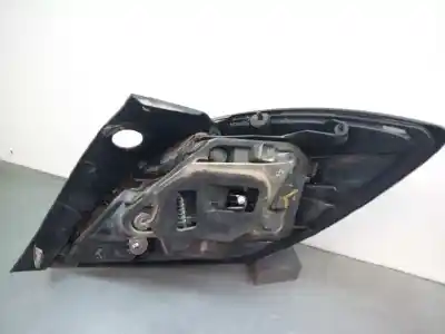 Peça sobressalente para automóvel em segunda mão farolim traseiro esquerdo por opel astra gtc cosmo referências oem iam 13252443  