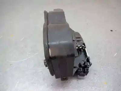 Second-hand car spare part left front door lock for bmw x1 (e84) xdrive 18d oem iam references 7202143 7 pins 