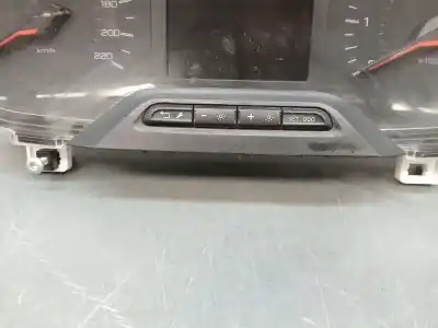 Peça sobressalente para automóvel em segunda mão quadrante por peugeot rifter access standard referências oem iam 983095008000  