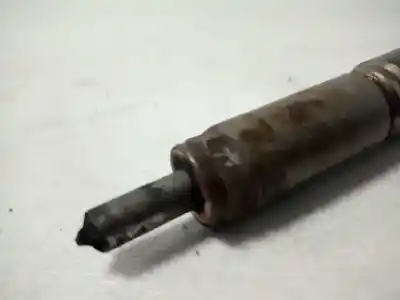 Автозапчастина б/у инжектор для renault megane ii familiar authentique посилання на oem iam 8200842205  h8200294788