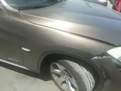 Peça sobressalente para automóvel em segunda mão guarda-lamas dianteiro direito por bmw x1 (e84) sdrive 20 d referências oem iam 