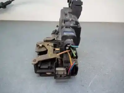 Автозапчасти б/у замок задней правой двери за skoda fabia (6y2/6y3) 1.9 sdi cat (asy) ссылки oem iam   5 cables