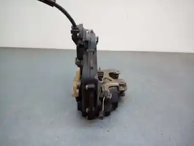 Автозапчасти б/у замок задней правой двери за skoda fabia (6y2/6y3) 1.9 sdi cat (asy) ссылки oem iam   5 cables