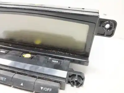 Second-hand car spare part display for kia cee´d concept oem iam references 957101h100  