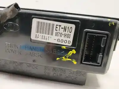 Second-hand car spare part display for kia cee´d concept oem iam references 957101h100  