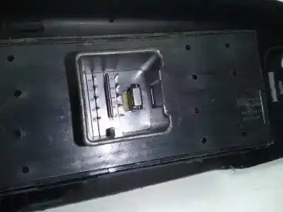 Автозапчастина б/у передні вікний вмикач для volkswagen passat b6 variant (3c5) 2.0 tdi посилання на oem iam 3c1867171b  