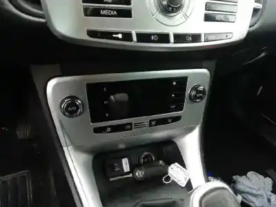 Автозапчасти б/у климат-контроль за lancia delta (181) gold ссылки oem iam  Автозапчасти б/у климат-контроль за lancia delta (181) gold ссылки oem iam