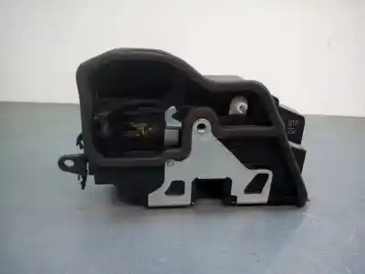 Peça sobressalente para automóvel em segunda mão fechadura da porta dianteira direita por bmw serie 3 touring (e91) 320d referências oem iam 7202146  