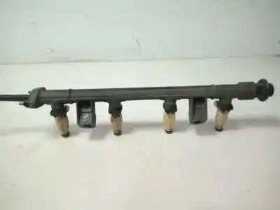 Peça sobressalente para automóvel em segunda mão régua / rampa de injetores por hyundai tucson (jm) 2.0 comfort referências oem iam 3531023600