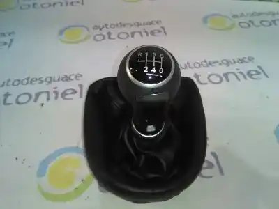 Tweedehands auto-onderdeel Versnellingshendel Knop voor SEAT LEON (1P1) Reference OEM IAM-referenties  6 V 