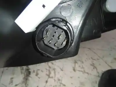 Автозапчасти б/у левая фара за FIAT GRANDE PUNTO (199) 1.3 16V JTD CAT ссылки OEM IAM 51701593  