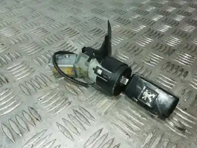 Автозапчастина б/у стартер для peugeot 307 cc (s2) básico посилання на oem iam 9680912380
