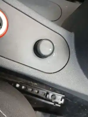 Peça sobressalente para automóvel em segunda mão espelho retrovisor direito por seat leon (1p1) 1.6 referências oem iam 212836400  5 cables