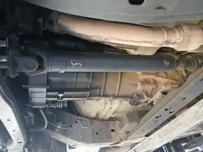 Peça sobressalente para automóvel em segunda mão transmissão central dianteira por nissan np300 navara (d40) 2.5 dci 4wd referências oem iam 