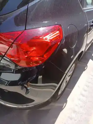 Автозапчасти б/у правый задний фонарь за opel astra j (p10) 1.4 turbo (68) ссылки oem iam 13262012  