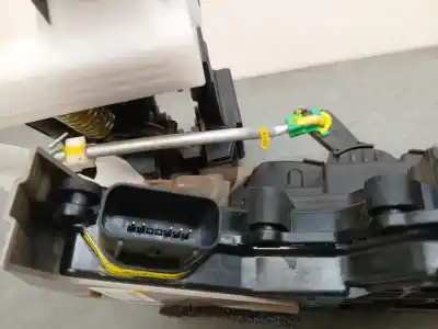 Peça sobressalente para automóvel em segunda mão fechadura da porta dianteira esquerda por kia ceed gt line referências oem iam 81310j7010  