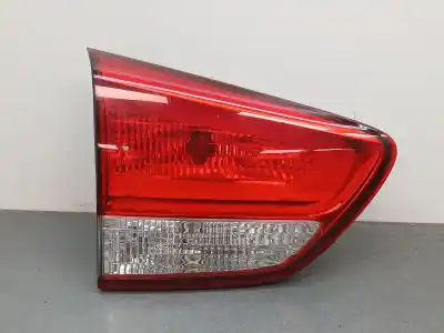 Pièce détachée automobile d'occasion feu arrière gauche intérieur pour kia carens iv 1.7 crdi références oem iam 92403a4