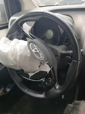 Peça sobressalente para automóvel em segunda mão volante por toyota aygo (_b4_) 1.0 (kgb40) referências oem iam 