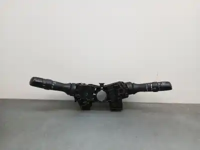 Peça sobressalente para automóvel em segunda mão Comandos De Alavanca por TOYOTA PRIUS (NHW30) Plug-in Hybrid Advance Referências OEM IAM 17F060  173832