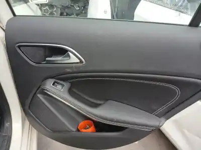 Pezzo di ricambio per auto di seconda mano Rivestimento Porta Posteriore Destro per MERCEDES CLASE A (W176) A 200 CDI 4Matic (176.002) Riferimenti OEM IAM   