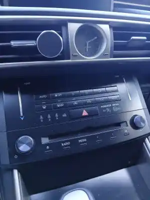 Peça sobressalente para automóvel em segunda mão comando de sofagem (chauffage / ar condicionado) por lexus is iii (_e3_) 300h (ave30_) referências oem iam 5590053240  