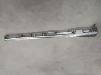 Peça sobressalente para automóvel em segunda mão embaladeira lateral por lexus is iii (_e3_) 300h (ave30_) referências oem iam 