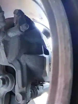 Peça sobressalente para automóvel em segunda mão pinça de travão dianteira direita por lexus is iii (_e3_) 300h (ave30_) referências oem iam 