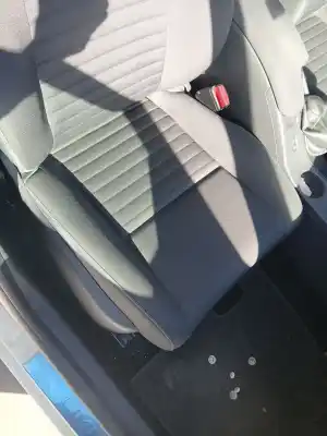 Автозапчастина б/у передне праве сиділо для renault megane iii fastback (bz0/1_, b3_) 1.2 tce (bz2b, bz11) посилання на oem iam   