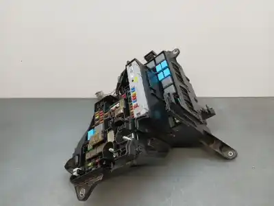 Second-hand car spare part fuse box unit for lexus is iii (_e3_) 300h (ave30_) oem iam references 8264453010a  