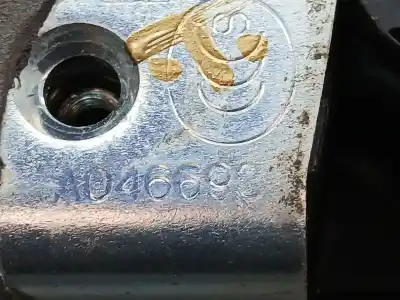 Peça sobressalente para automóvel em segunda mão fechadura da porta dianteira direita por lexus is iii (_e3_) 300h (ave30_) referências oem iam a046693  