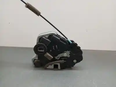 Peça sobressalente para automóvel em segunda mão fechadura da porta dianteira esquerda por lexus is iii (_e3_) 300h (ave30_) referências oem iam a046698  
