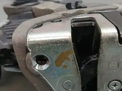 Peça sobressalente para automóvel em segunda mão fechadura da porta dianteira esquerda por lexus is iii (_e3_) 300h (ave30_) referências oem iam a046698  