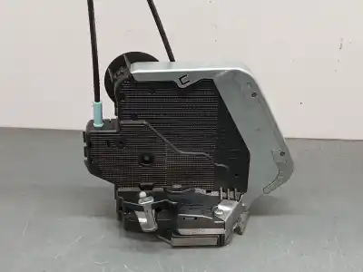 Peça sobressalente para automóvel em segunda mão fechadura da porta traseira esquerda por lexus is iii (_e3_) 300h (ave30_) referências oem iam a046693