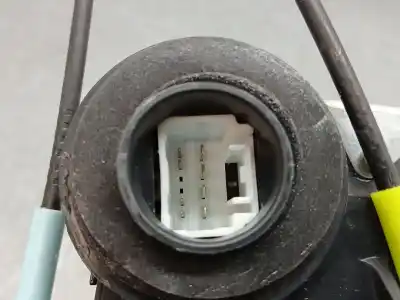 Peça sobressalente para automóvel em segunda mão fechadura da porta traseira direita por lexus is iii (_e3_) 300h (ave30_) referências oem iam a046693  