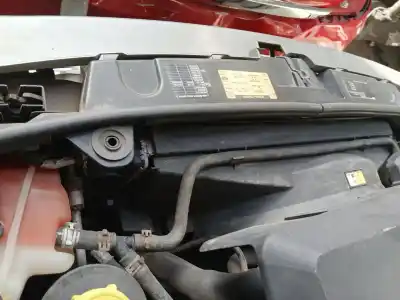 Автозапчастина б/у водяний радіатор для land rover discovery 4.4 v8 cat посилання на oem iam pcc500093