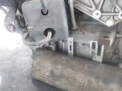 Pezzo di ricambio per auto di seconda mano pozzetto per opel corsa d (s07) 1.3 cdti (l08, l68) riferimenti oem iam   