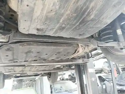 Peça sobressalente para automóvel em segunda mão charrió / suporte de eixo de trás por honda hr-v (ru) 1.5 (ru1) referências oem iam 42100t8kg10